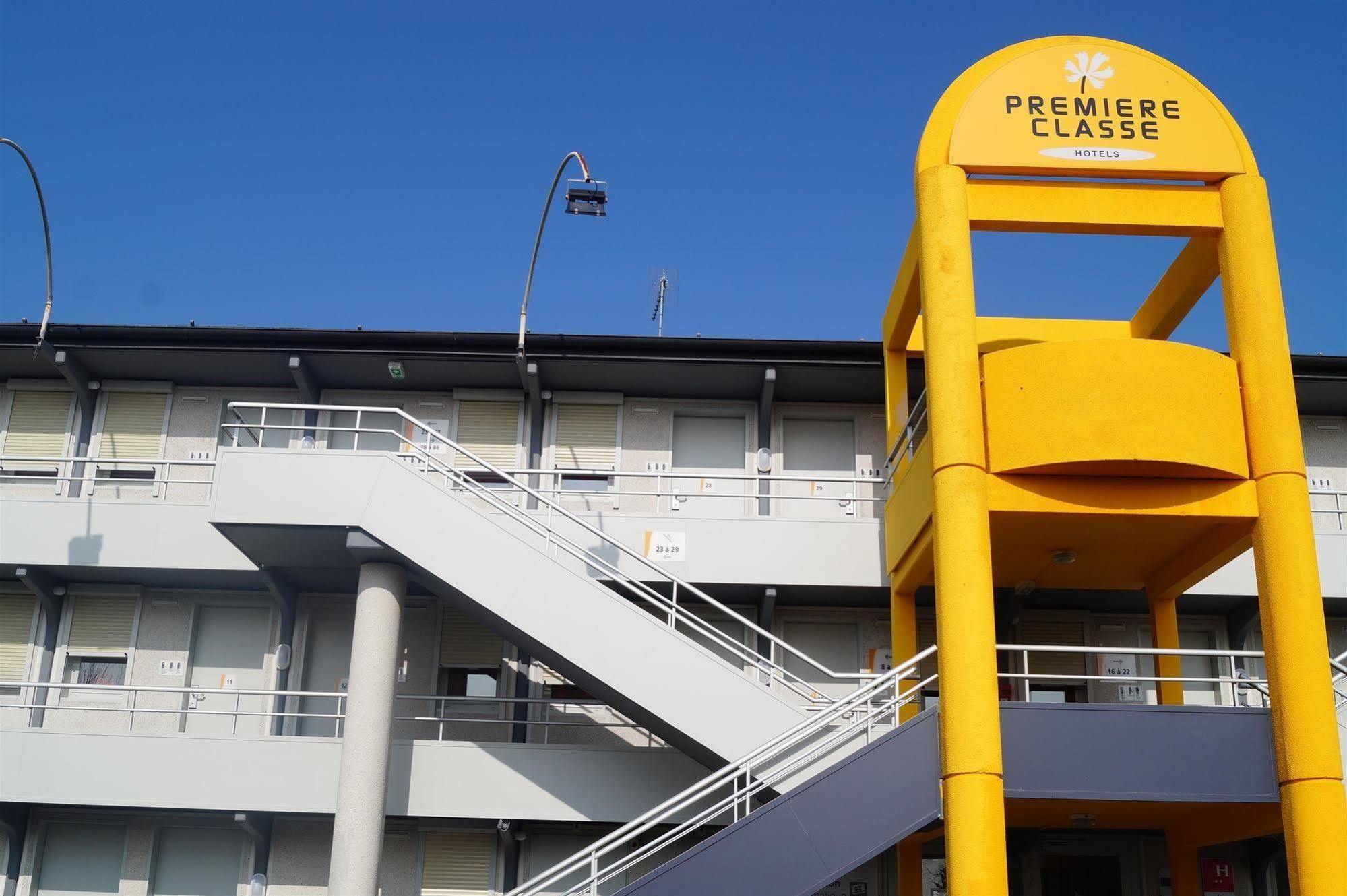 Premiere Classe Saumur Hotel Exterior photo